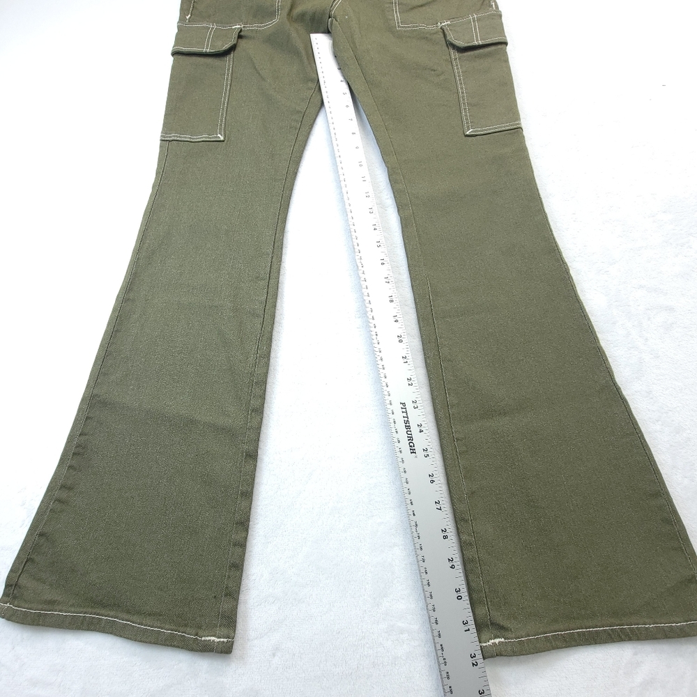 True Religion Cargo Bootcut Jeans Women’s Size 30 Kalamata Green NWT - Picture 6 of 11